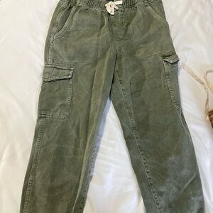 Women’s Gap easy Jean cargo pants